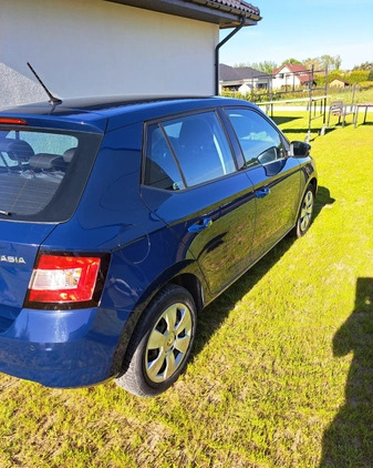 Skoda Fabia cena 40000 przebieg: 93400, rok produkcji 2017 z Kałuszyn małe 154